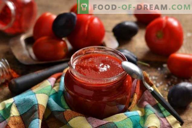 Hausgemachtes Tomatenketchup und Winterpflaumen