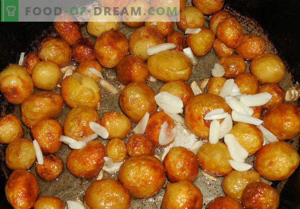 Cum să prăjiți cartofii într-o tigaie cu o crustă de aur, ceapă, carne, ciuperci