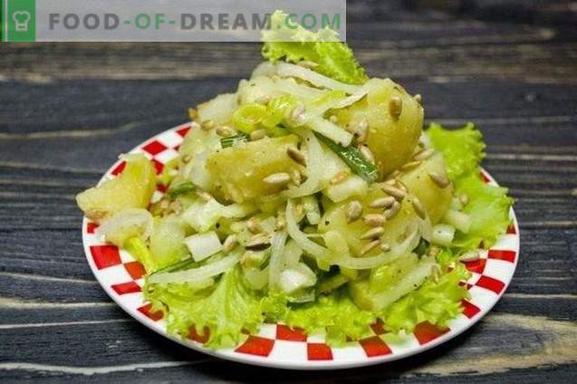 Salată de cartofi târziu cu telina și măr
