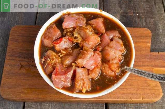 Carne de porc chinezesc cu varză de Bruxelles