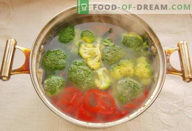 Supă de broccoli cu chifteluțe