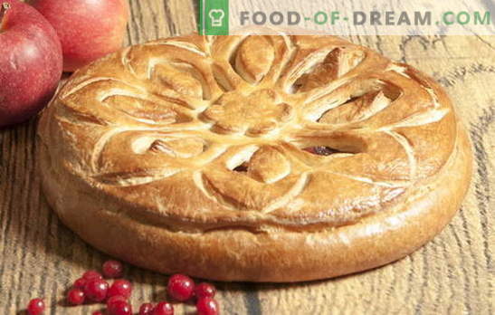 Aluat de drojdie Apple Pie: Nimic complicat! Retete clasice și originale pentru placinta de drojdie de mere