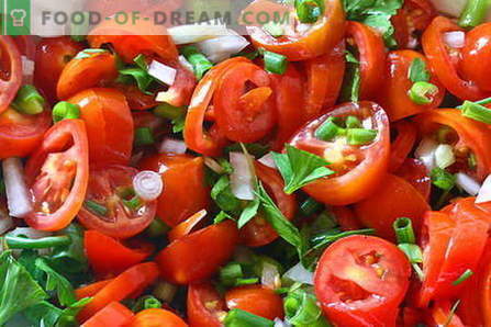 Salatele de tomate sunt cele mai bune rețete. Cum să gătești în mod corect și gustoase din roșiile.