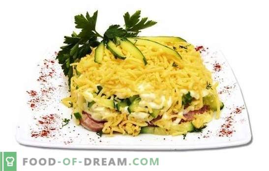 Salata cu șuncă, castraveți și brânză este ușoară și hrănitoare. Variante de șuncă de gătit, castraveți și salată de brânză