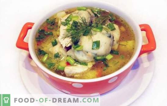 Supă de pui cu găluște - un fel de mâncare din copilărie! Rețetele autorului pentru gătit supele de pui cu găluște de grâu sau făină