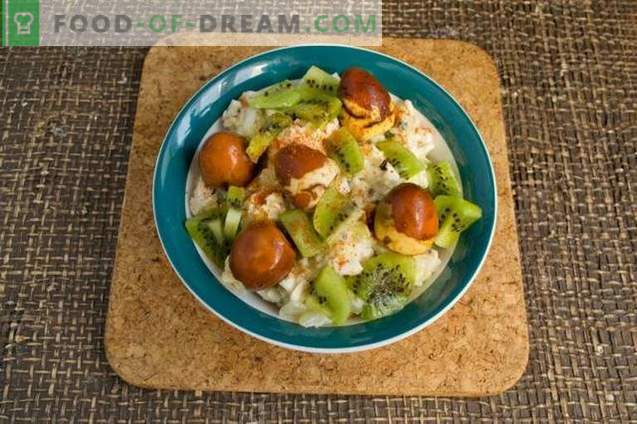 Salată de pui cu kiwi și nuci