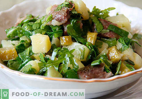 Salată cu castraveți murate - o selecție de cele mai bune rețete. Cum să gustați în mod corespunzător și să pregătiți o salată cu castraveți murate.