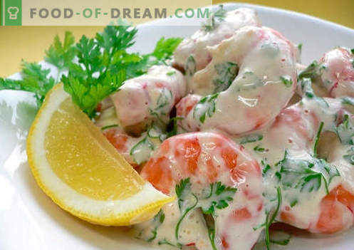 Salată de crabi cu creveți - o selecție de cele mai bune rețete. Cum să gătești corect și gustos salată de crab cu creveți.