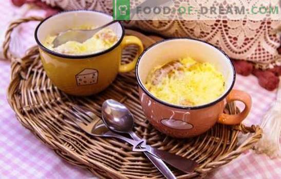 Ouă sparte cu microunde: Găsește rapid. Ouă prajite în cuptorul cu microunde cu cârnați, cârnați, legume, ciuperci