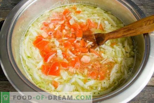 Supă delicioasă slabă cu cartofi și broccoli