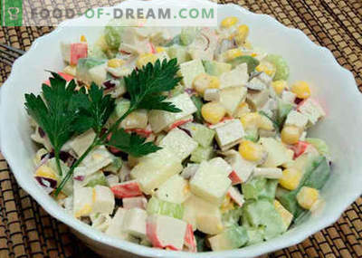 Salade met avocado- en krabsticks - de beste recepten. Hoe goed en smakelijk een salade van avocado- en krabsticks bereiden.